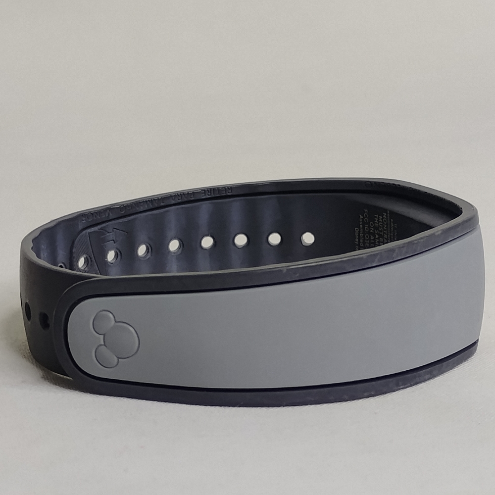 Disney Magic Bands Gray "Eric" Mickey Mouse Park Admission Band ID Bracelet - Picture 3 of 9